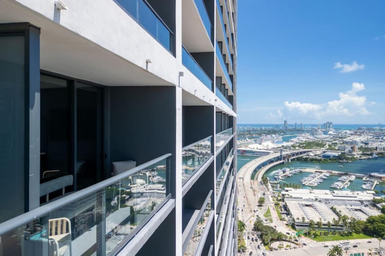 3906 Downtown With Pool A Gym And Ferienhaus *