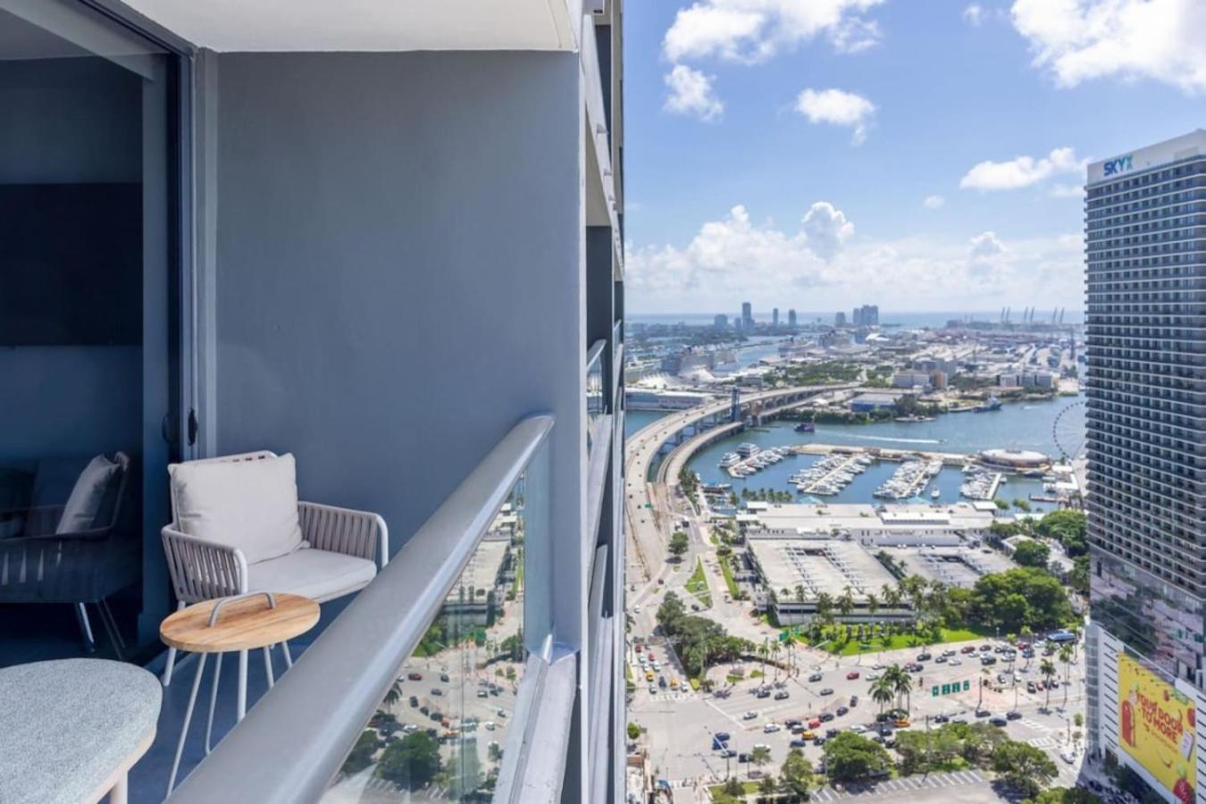 3906 Downtown With Pool A Gym And Ferienhaus *